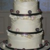 LiliesPearlsWeddingCakes4 image